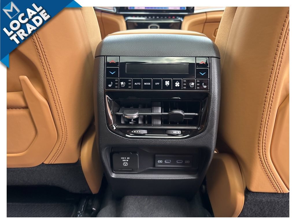 Used 2026 Jeep Grand Cherokee L Summit w/ Advanced Protech Group IV AWD/4WD image 49