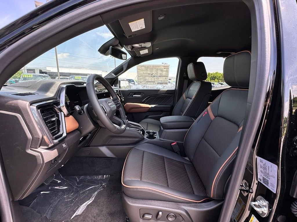 New 2026 GMC Canyon AT4 AWD/4WD image 14