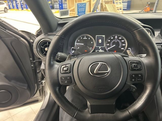 Used 2023 Lexus IS 300 AWD w/ Premium Package image 4