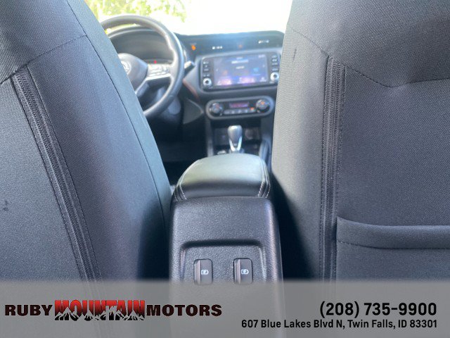 Used 2023 Nissan Kicks SR w/ Interior Electronics Package FWD image 27