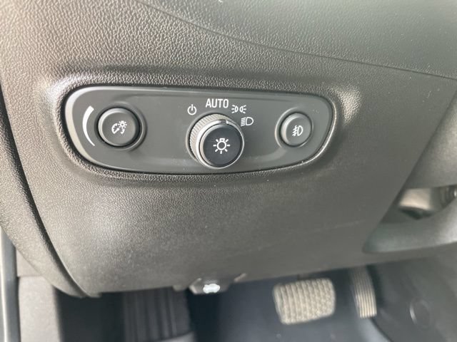 Used 2020 Chevrolet Equinox Premier FWD image 26