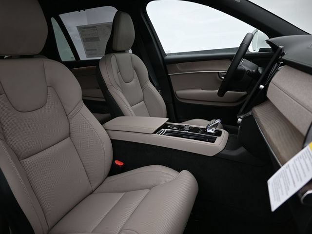 New 2026 Volvo XC90 B6 Ultra w/ Protection Package AWD/4WD image 37