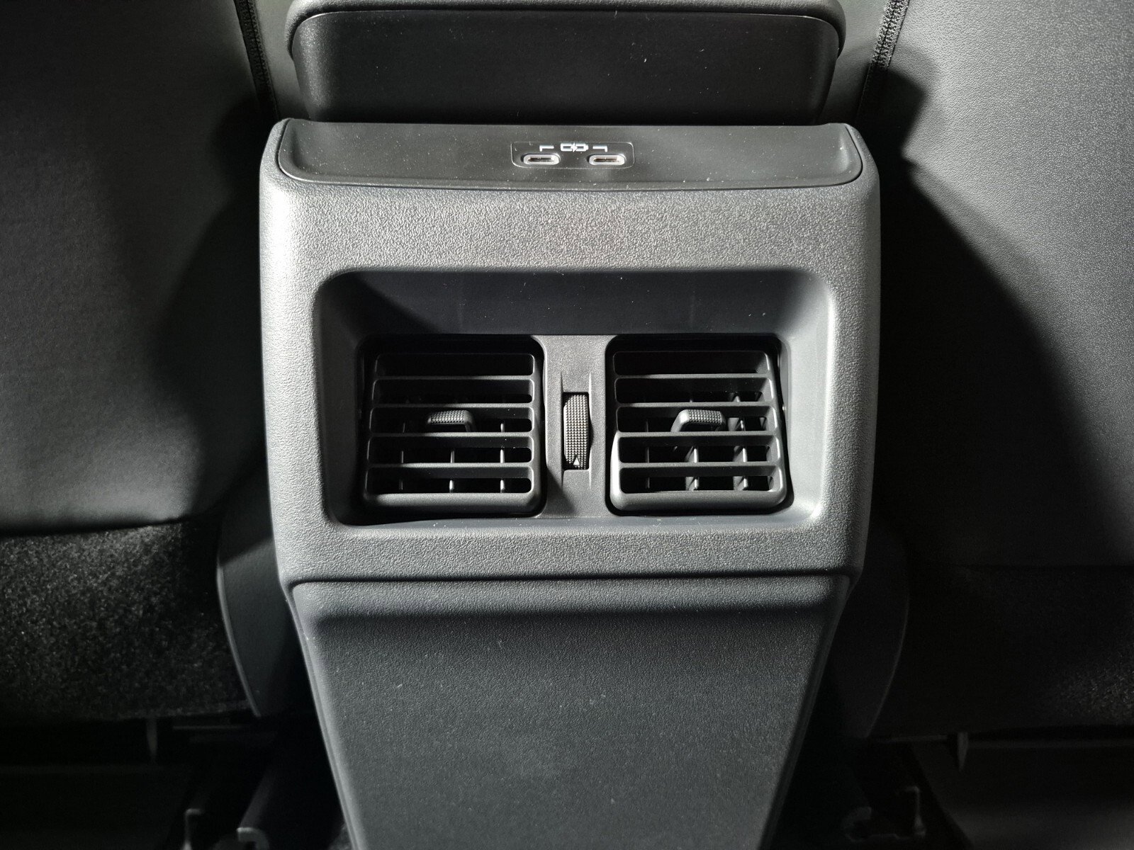 New 2026 Toyota C-HR AWD/4WD image 31