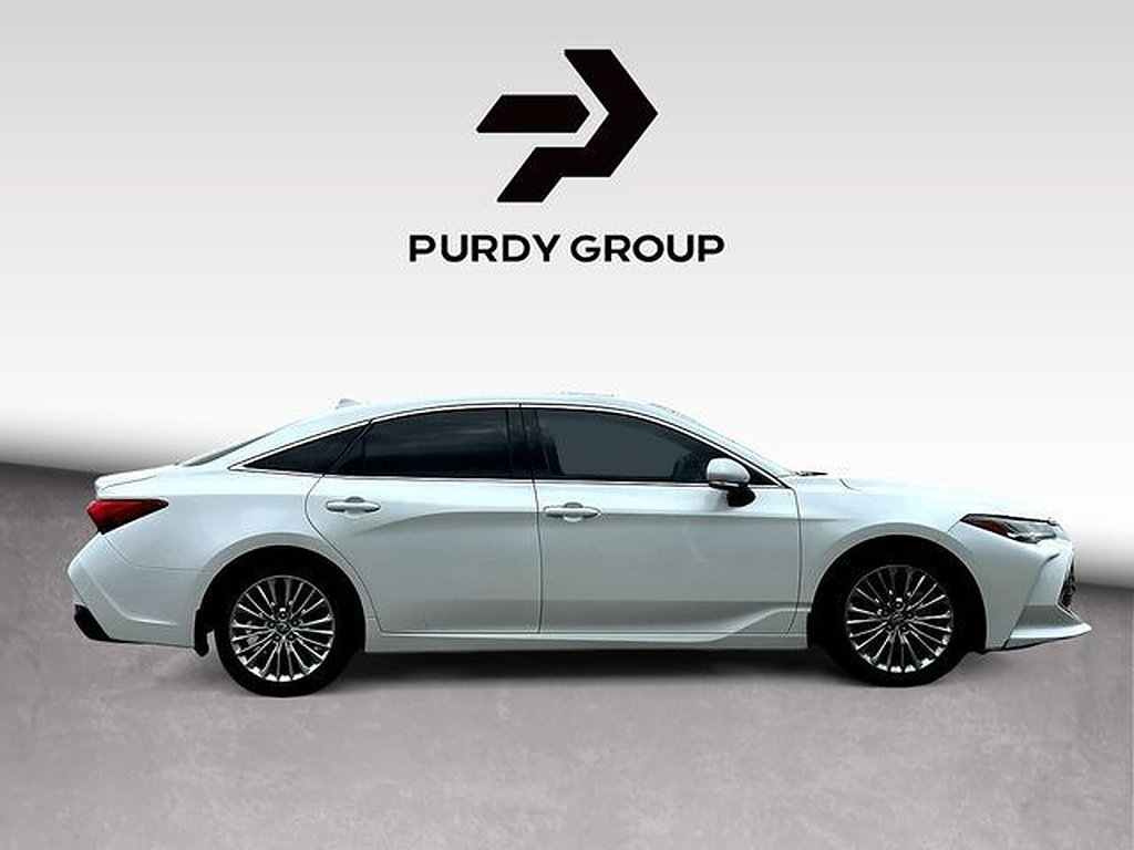 Used 2022 Toyota Avalon Limited w/ Advanced Safety Package FWD image 9