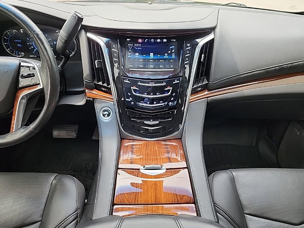 Used 2016 Cadillac Escalade ESV Luxury AWD/4WD image 15