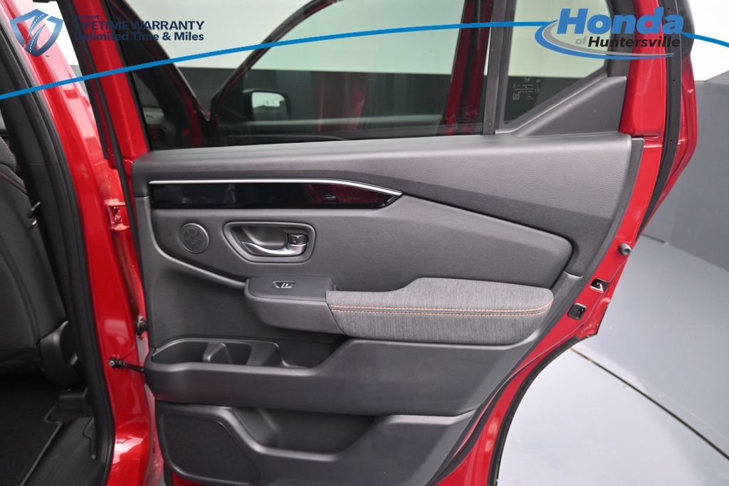 New 2026 Honda Pilot Sport image 15
