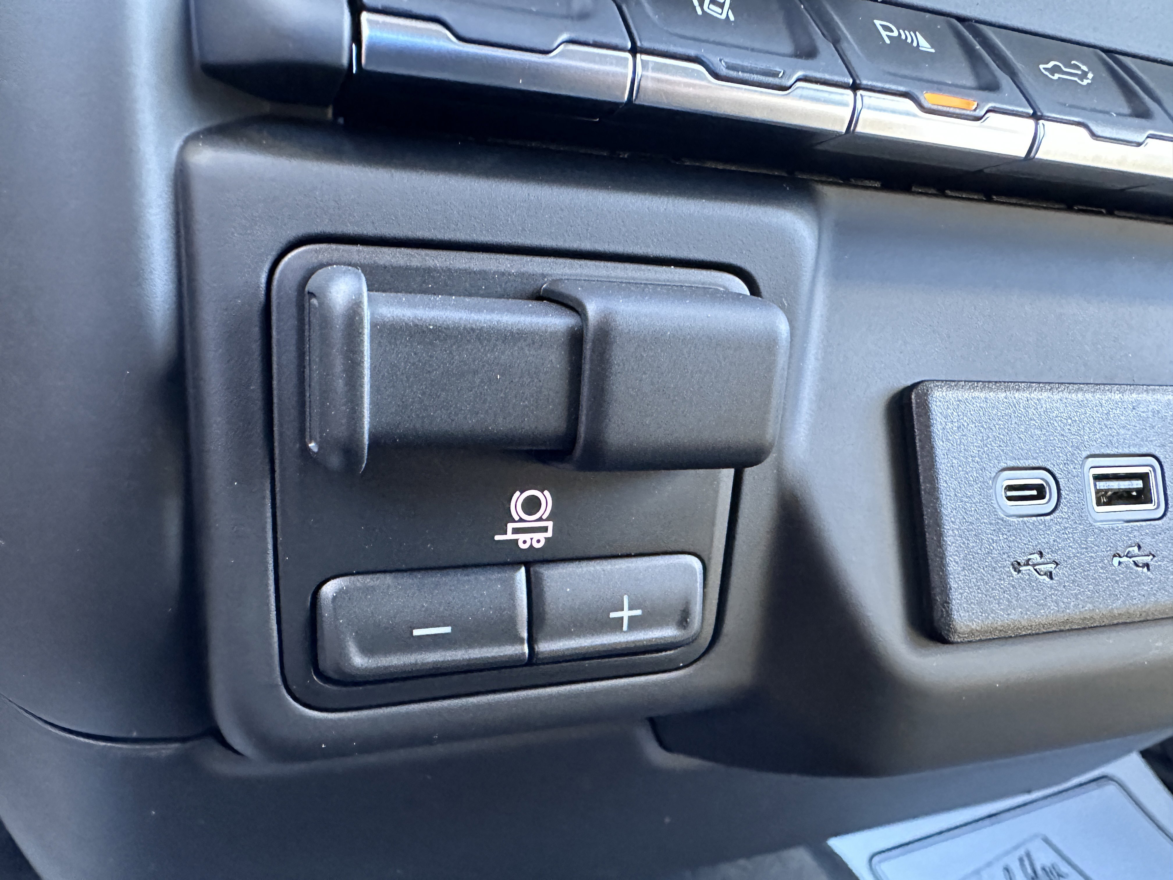 New 2026 Chevrolet Silverado 2500 Custom w/ Custom Value Package image 23