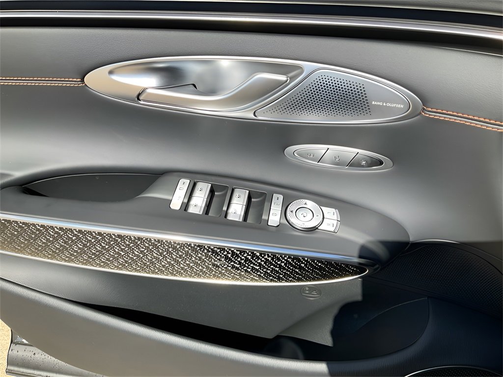 New 2026 Genesis GV70 3.5T Sport Prestige image 18