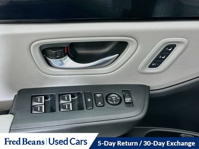 Used 2024 Honda Pilot Touring image 24