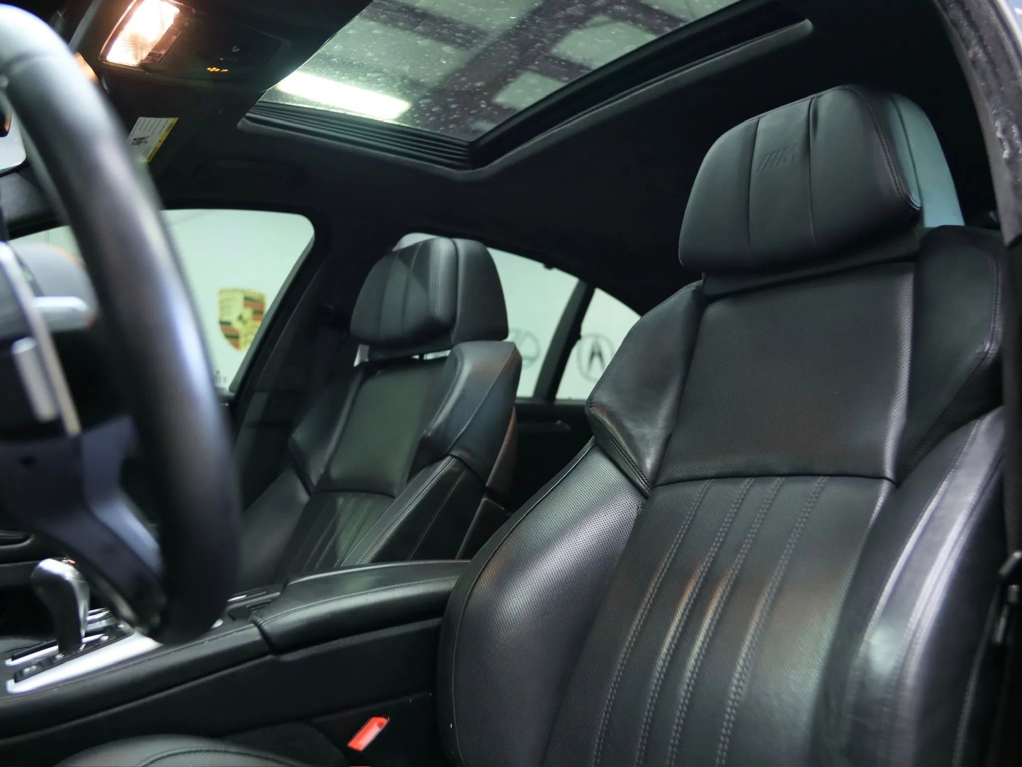 Used 2014 BMW M5 image 24