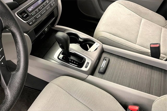 Used 2016 Honda Pilot EX image 15