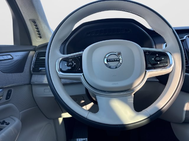 Certified 2024 Volvo XC90 T8 Ultimate w/ Lounge Package AWD/4WD image 15