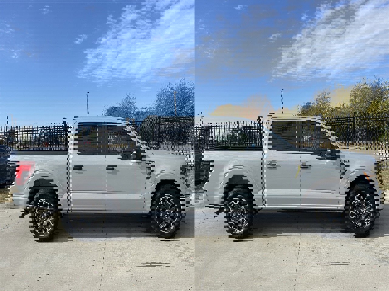 Used 2024 Ford F150 STX image 3