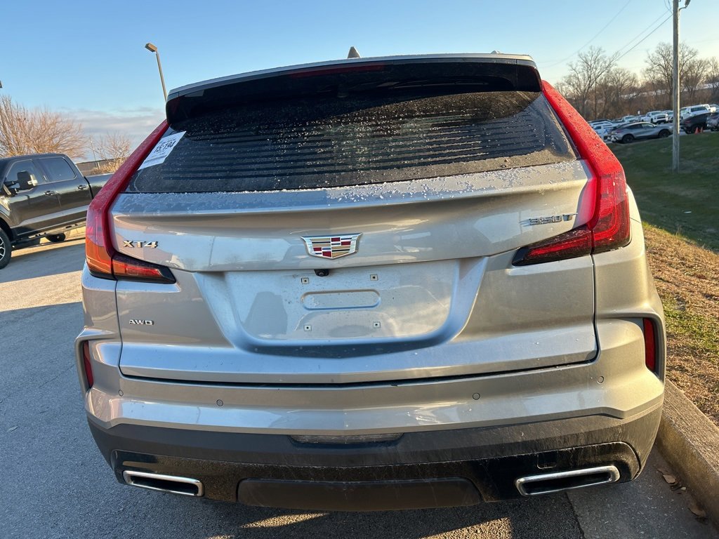 Used 2024 Cadillac XT4 Premium Luxury image 5