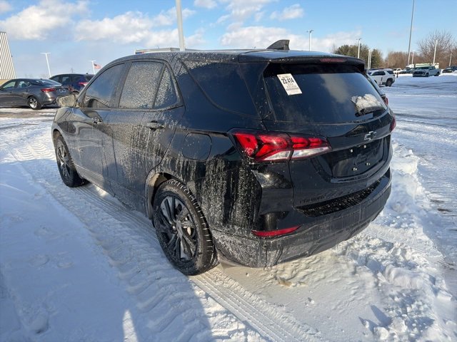 Used 2024 Chevrolet Equinox LS w/ LS Convenience Package image 4