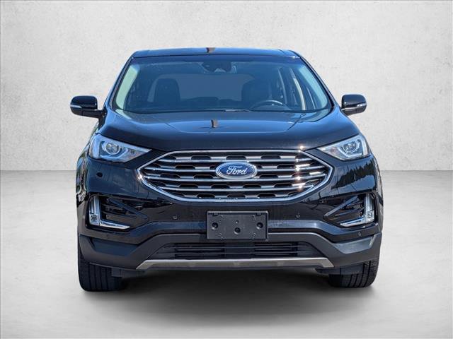 Used 2022 Ford Edge Titanium AWD/4WD image 2