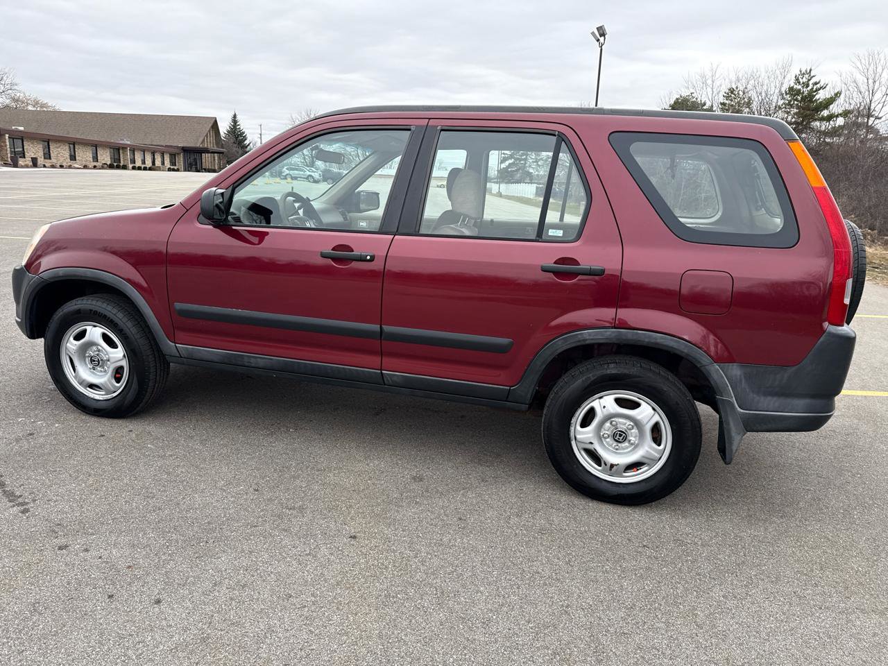 Used 2004 Honda CR-V LX image 8
