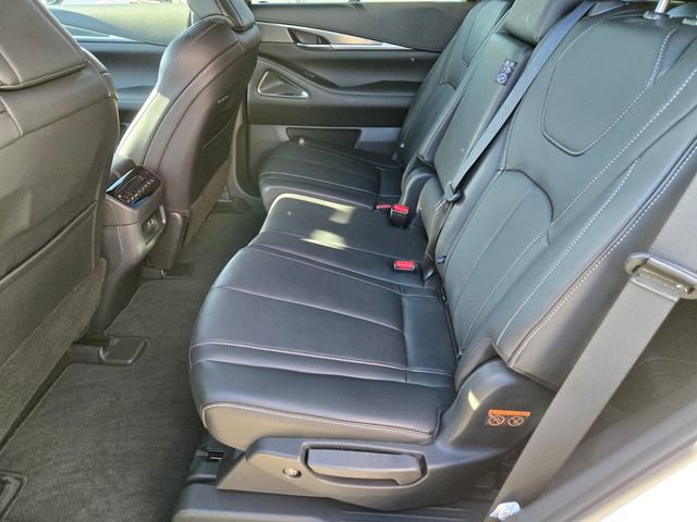 Certified 2025 INFINITI QX60 Luxe w/ Black Edition AWD/4WD image 14