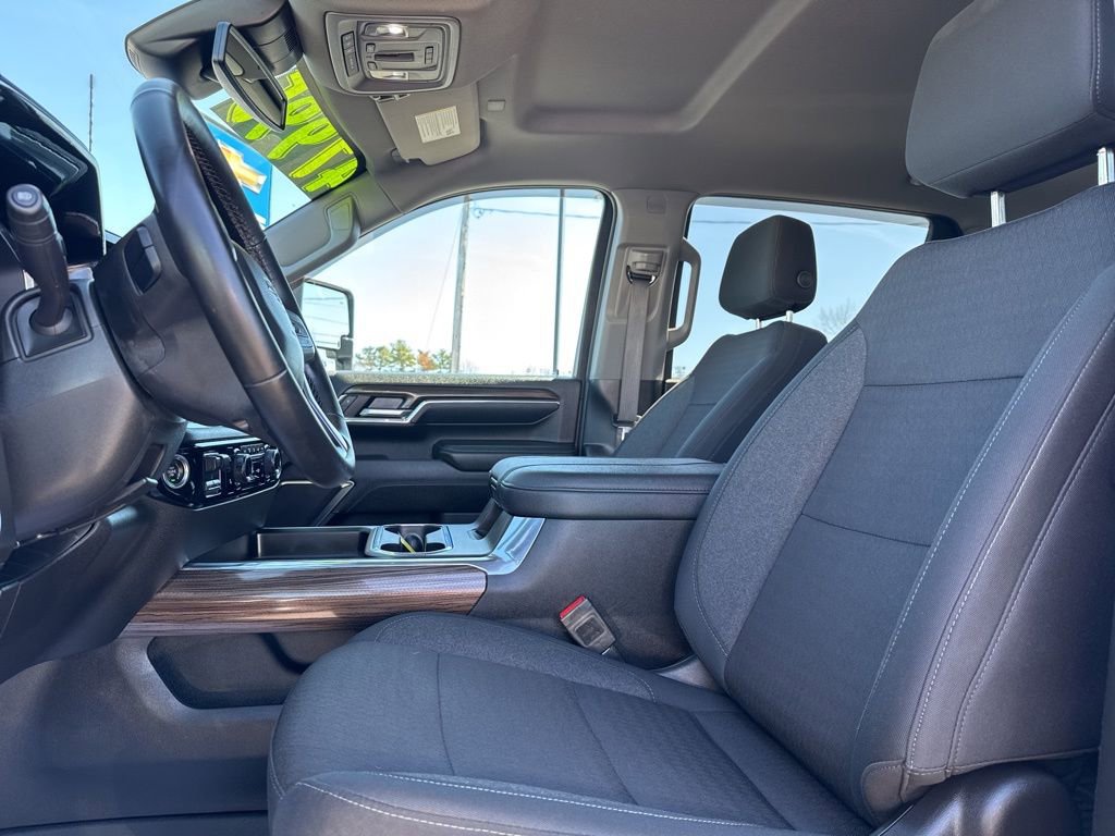 Used 2024 Chevrolet Silverado 2500 LT w/ Z71 Sport Edition image 18