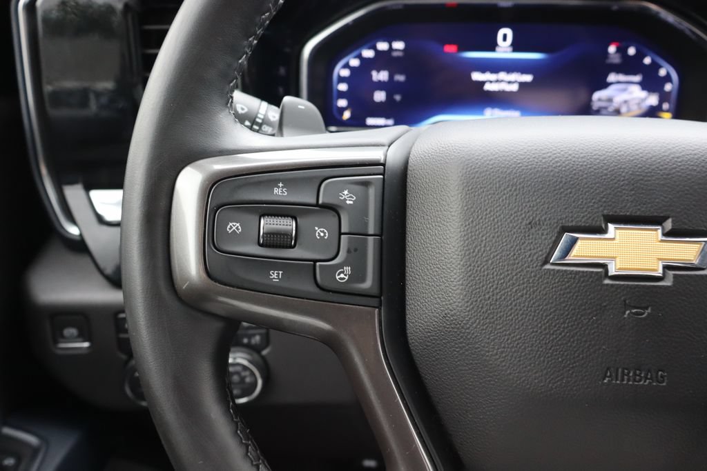 Used 2023 Chevrolet Silverado 1500 High Country w/ High Country Premium Package AWD/4WD image 7