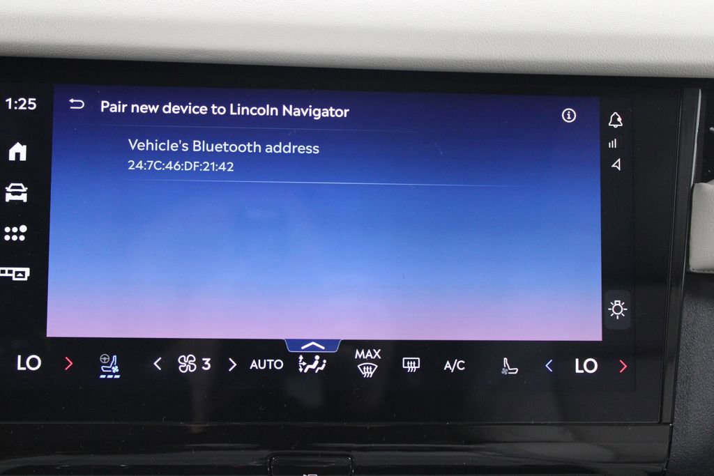 New 2026 Lincoln Navigator Reserve AWD/4WD image 49