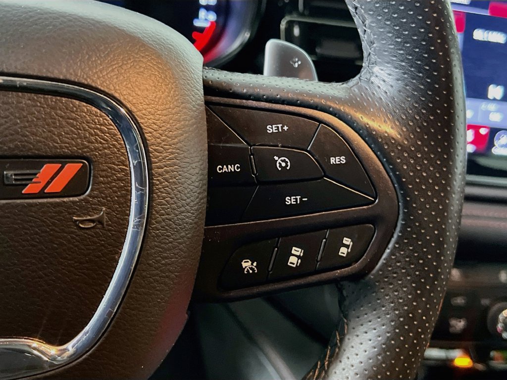 Used 2023 Dodge Durango R/T RWD image 17