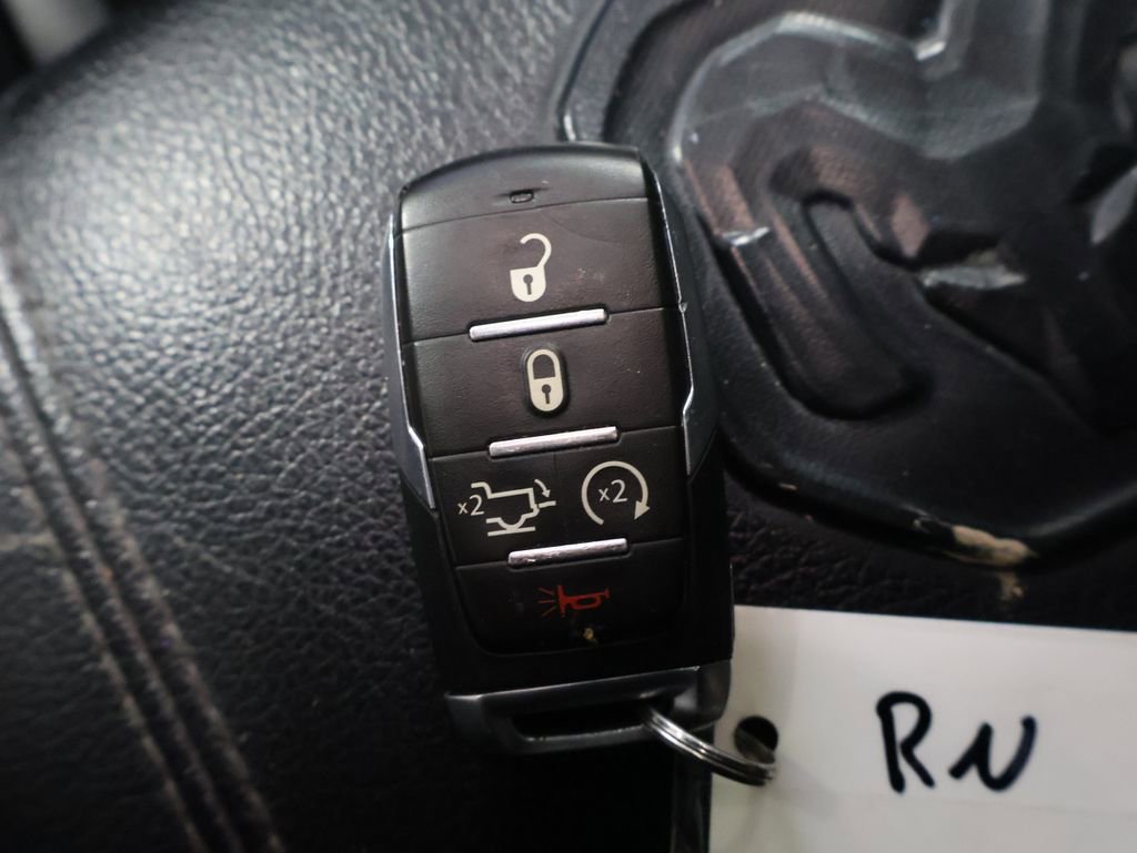 Used 2024 RAM 1500 Laramie image 27