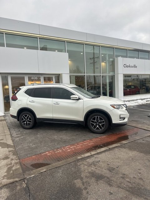 Used 2019 Nissan Rogue SV image 4