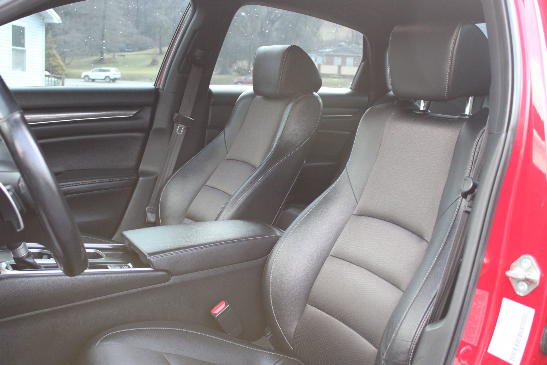 Used 2019 Honda Accord Sport image 11