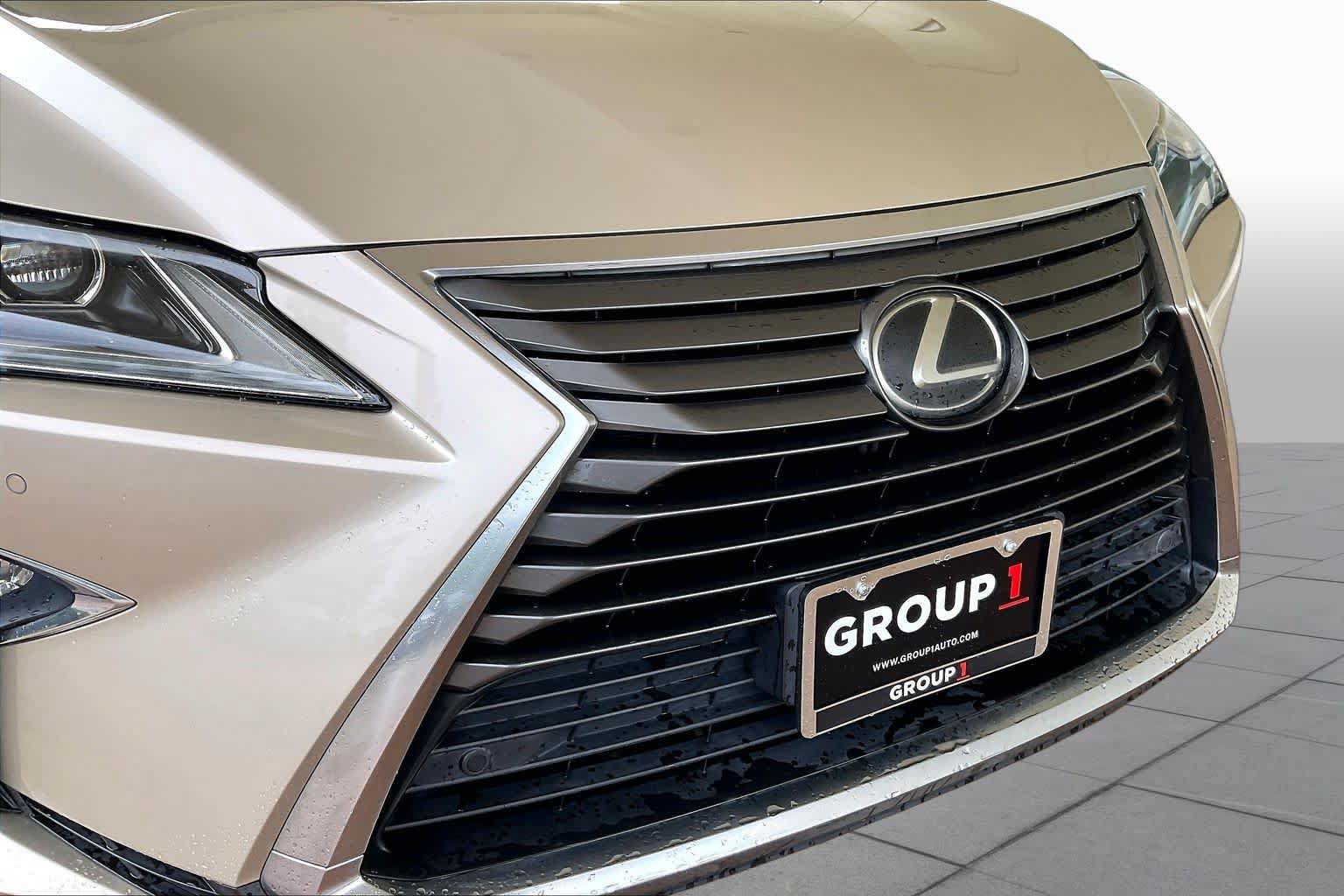 Used 2017 Lexus RX 350 FWD w/ Premium Package image 27