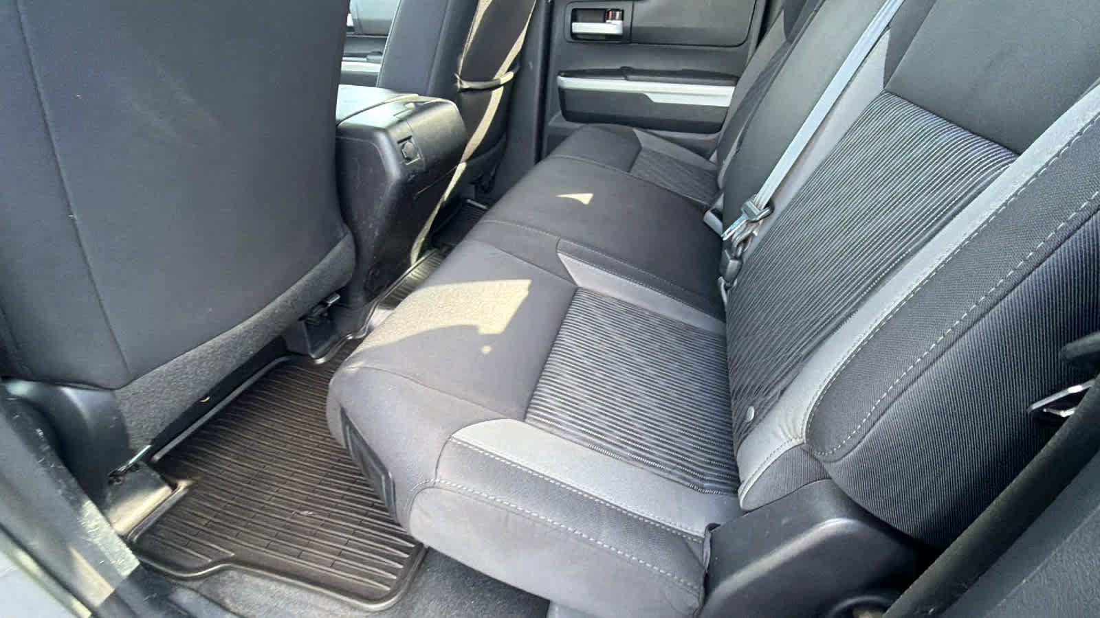 Used 2014 Toyota Tundra SR5 w/ SR5 Upgrade Package AWD/4WD image 24