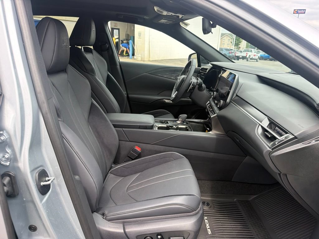 Used 2026 Lexus RX 500h F Sport w/ Convenience Package AWD/4WD image 42
