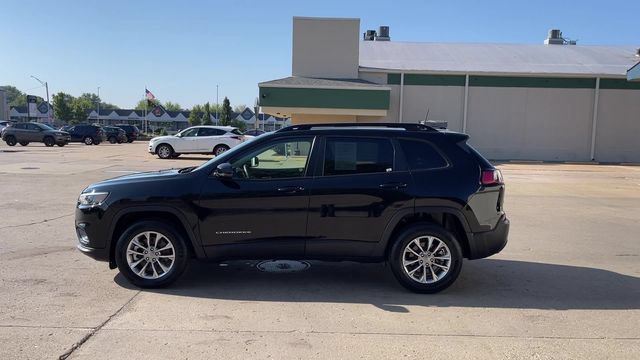 Used 2022 Jeep Cherokee Latitude Lux w/ Sun & Sound Group AWD/4WD image 5