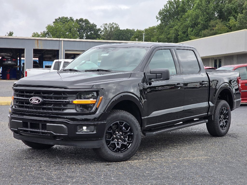 New 2025 Ford F150 XLT w/ Equipment Group 301A Standard video 2