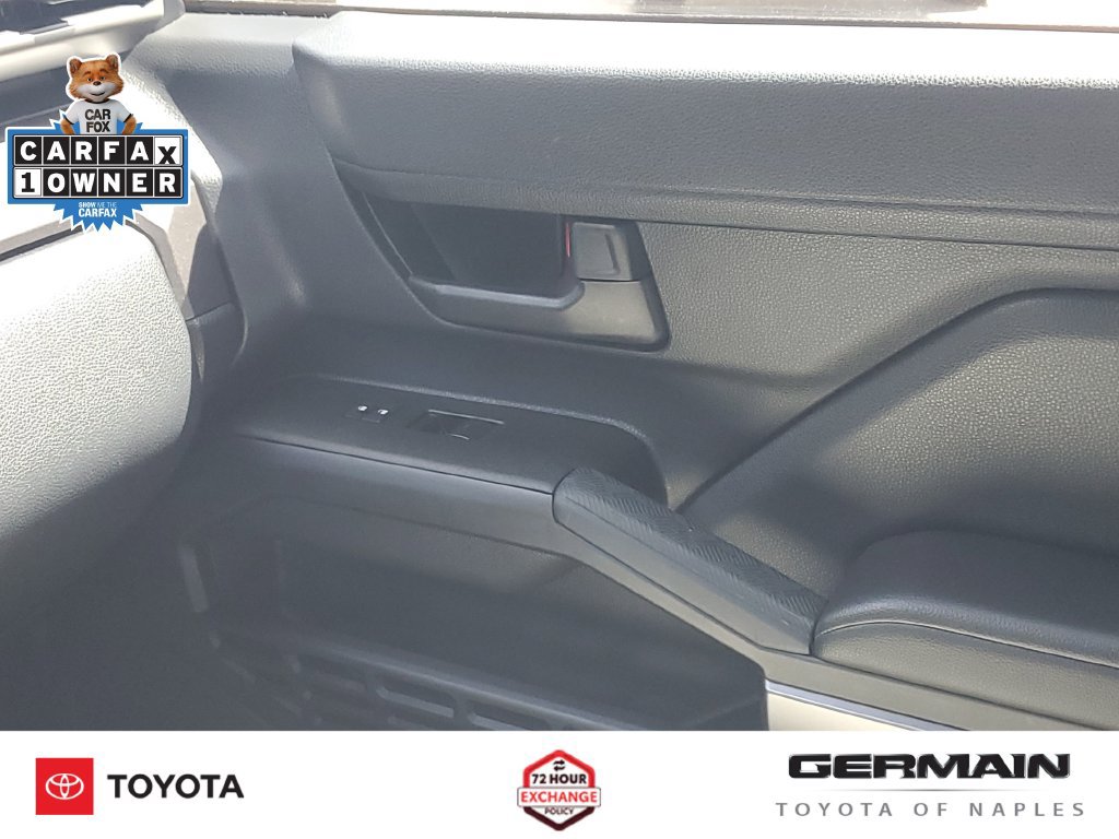 Certified 2025 Toyota 4Runner SR5 AWD/4WD image 28