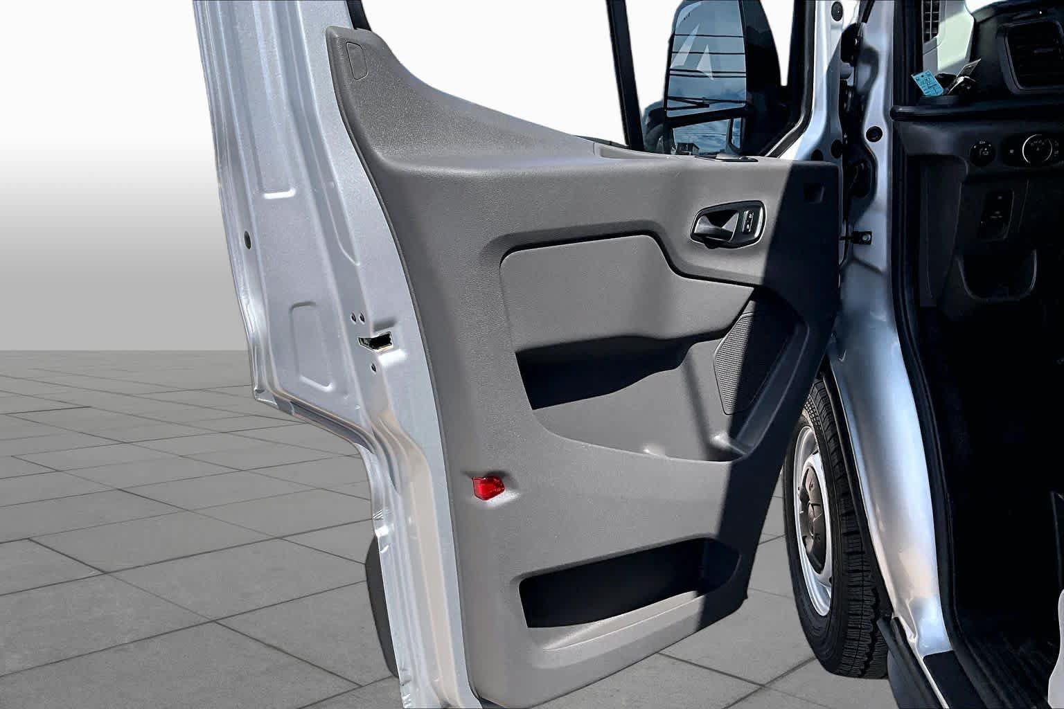Used 2025 Ford Transit 350 XL RWD image 20