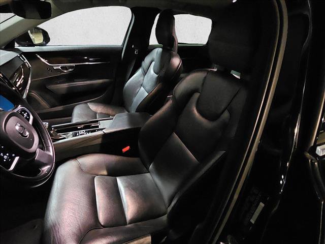 Used 2017 Volvo S90 T5 Momentum w/ Vision Package image 16