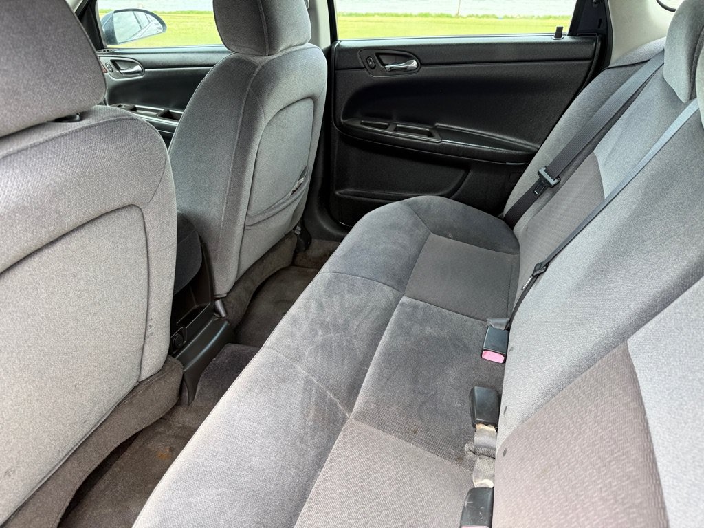 Used 2008 Chevrolet Impala LS FWD image 14