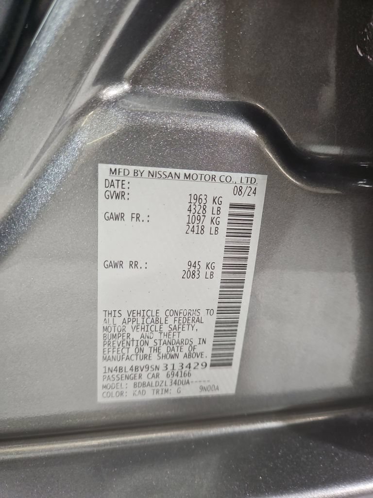 Certified 2025 Nissan Altima 2.5 S FWD image 30