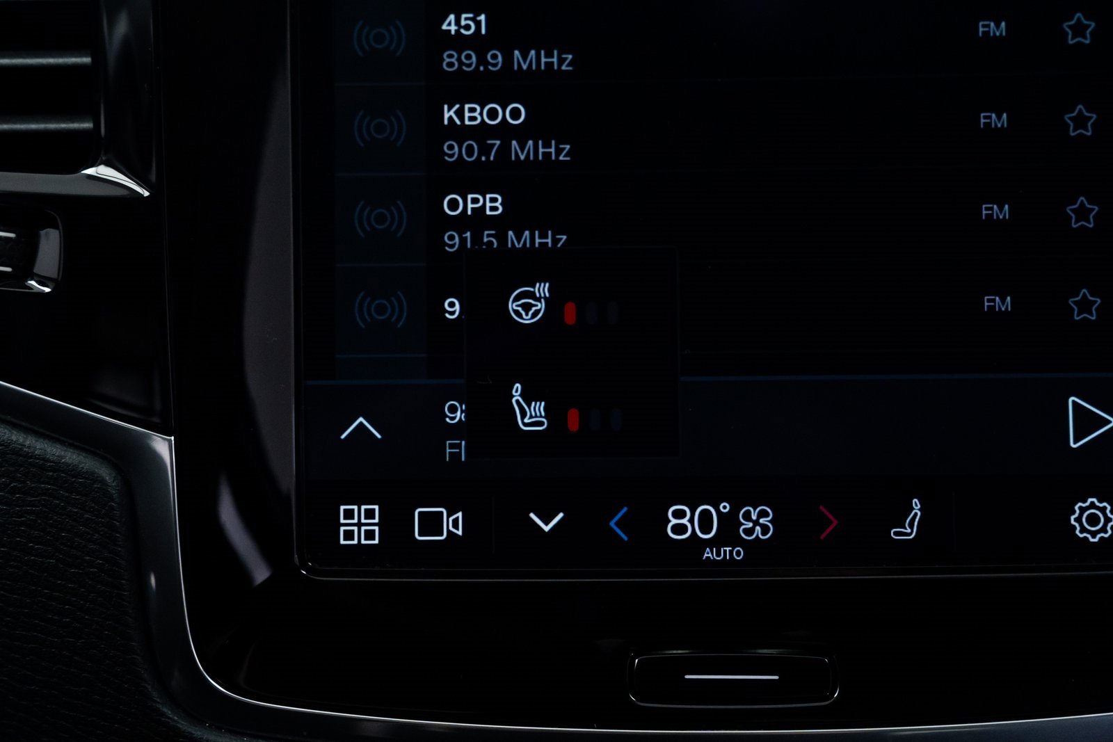 Used 2025 Volvo XC90 T8 Plus image 14