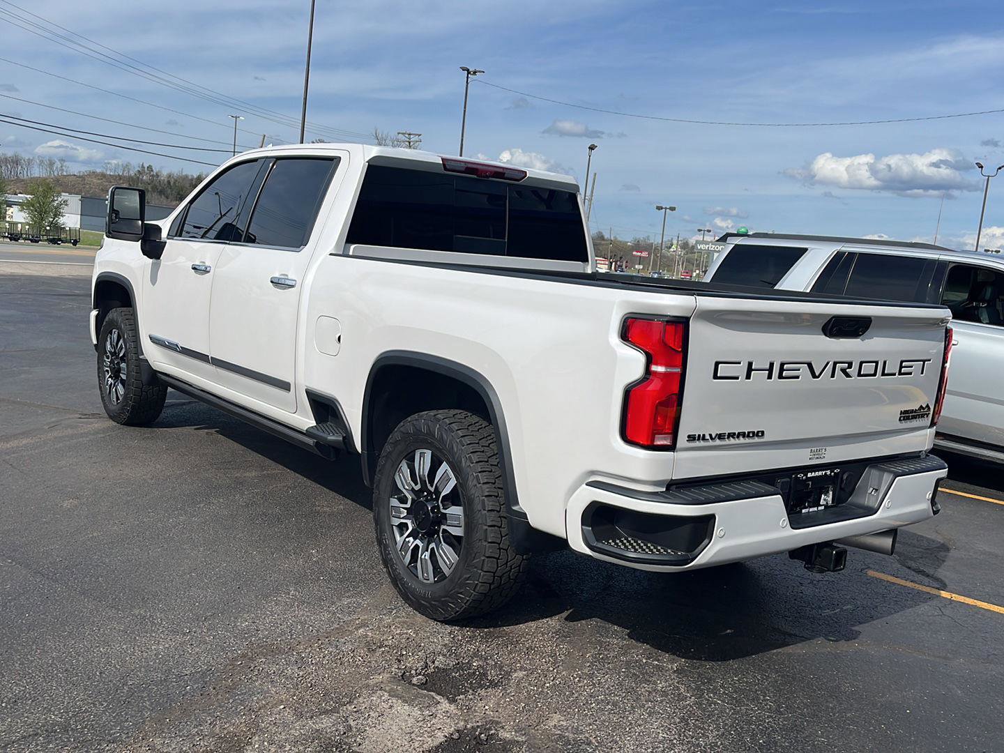 Used 2024 Chevrolet Silverado 2500 High Country w/ High Country Premium Package image 4
