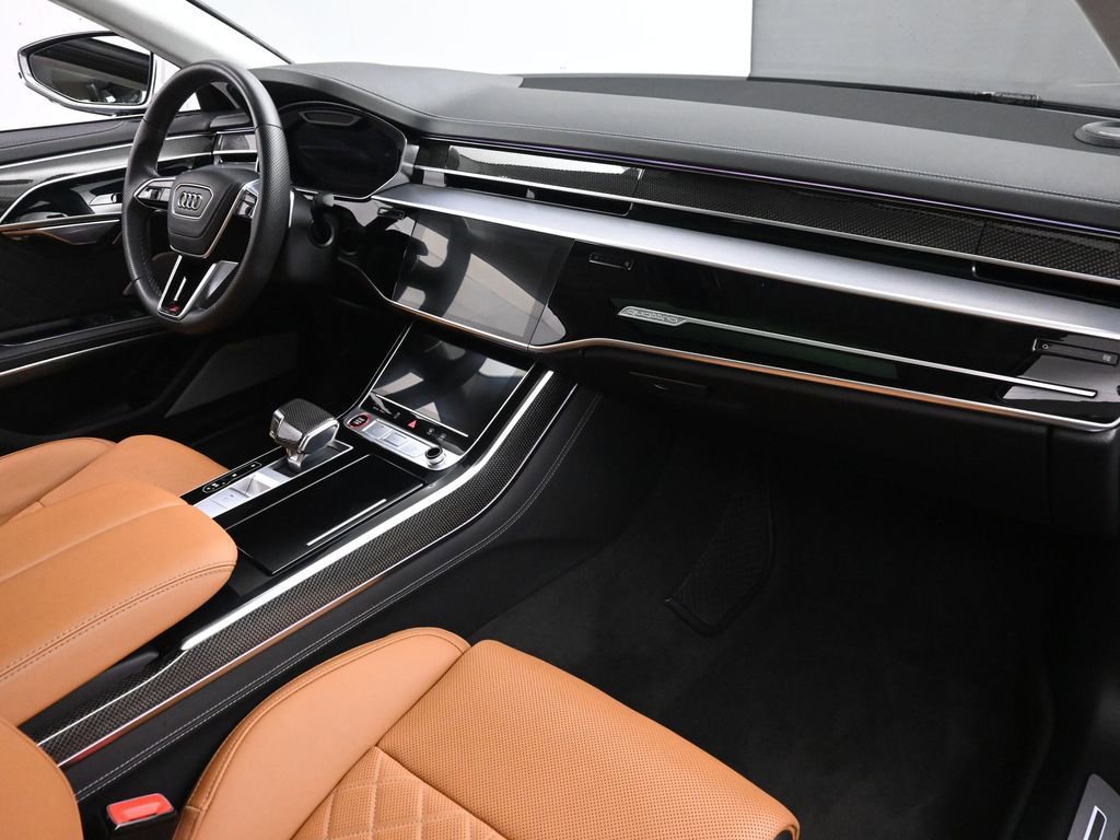 Used 2023 Audi S8 w/ S8 Comfort Plus Package AWD/4WD image 24