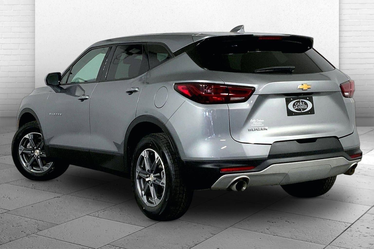 Used 2025 Chevrolet Blazer LT image 11