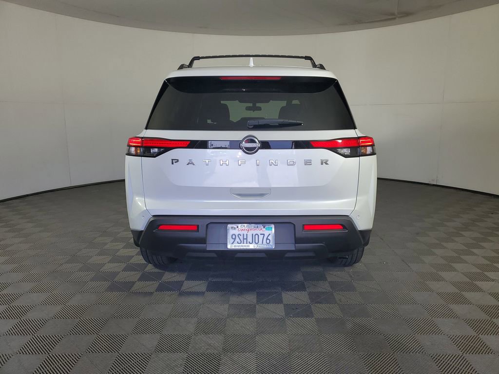 Used 2025 Nissan Pathfinder SV FWD image 5
