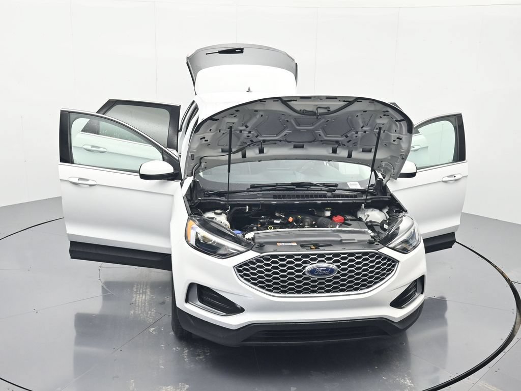 Used 2024 Ford Edge SEL AWD/4WD image 44