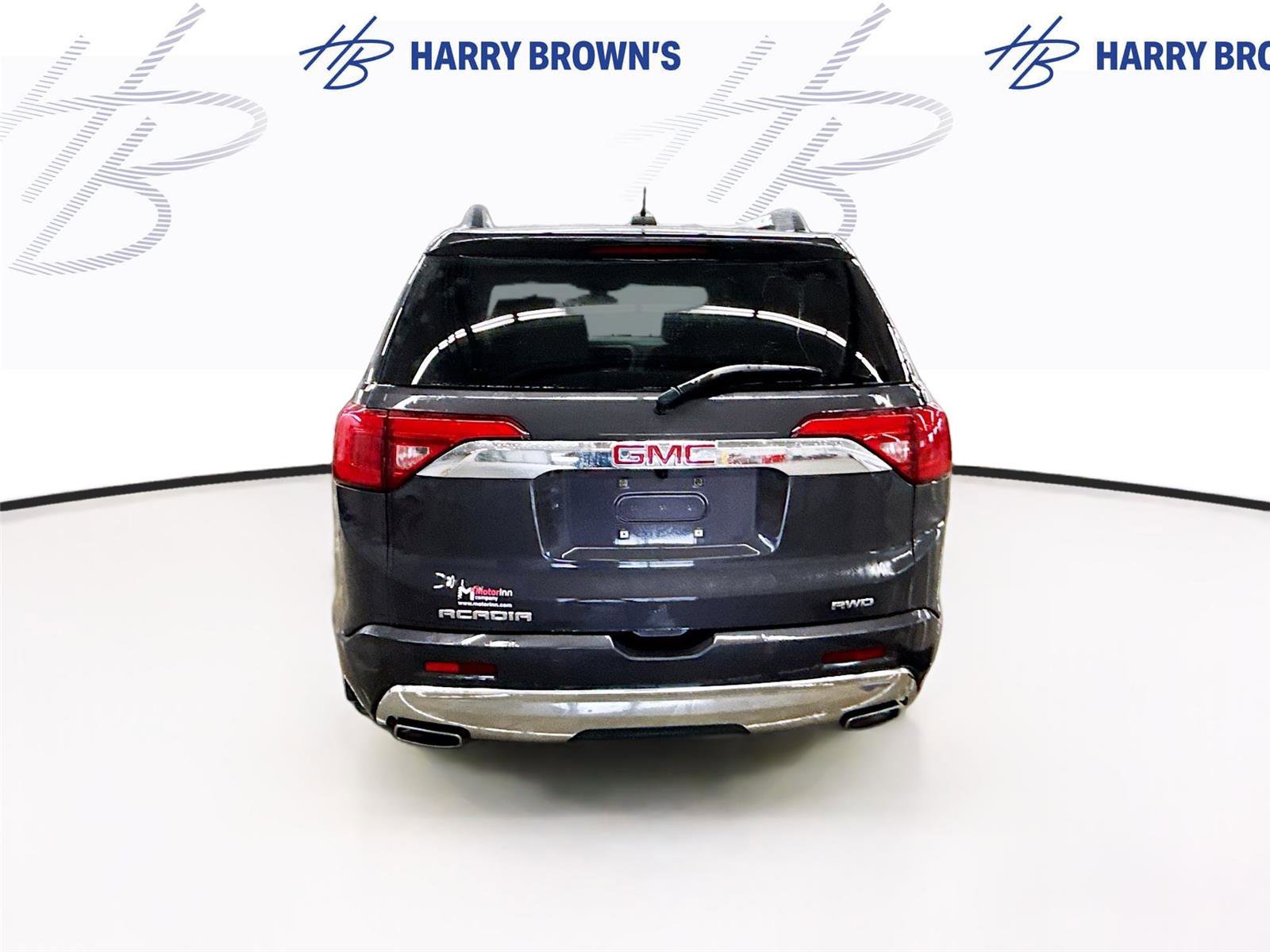 Used 2017 GMC Acadia Denali w/ Technology Package image 9