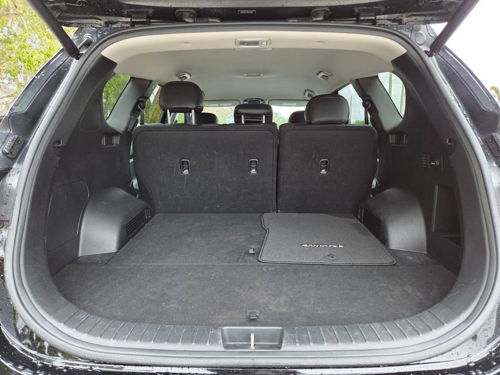 Used 2023 Hyundai Santa Fe SEL image 15