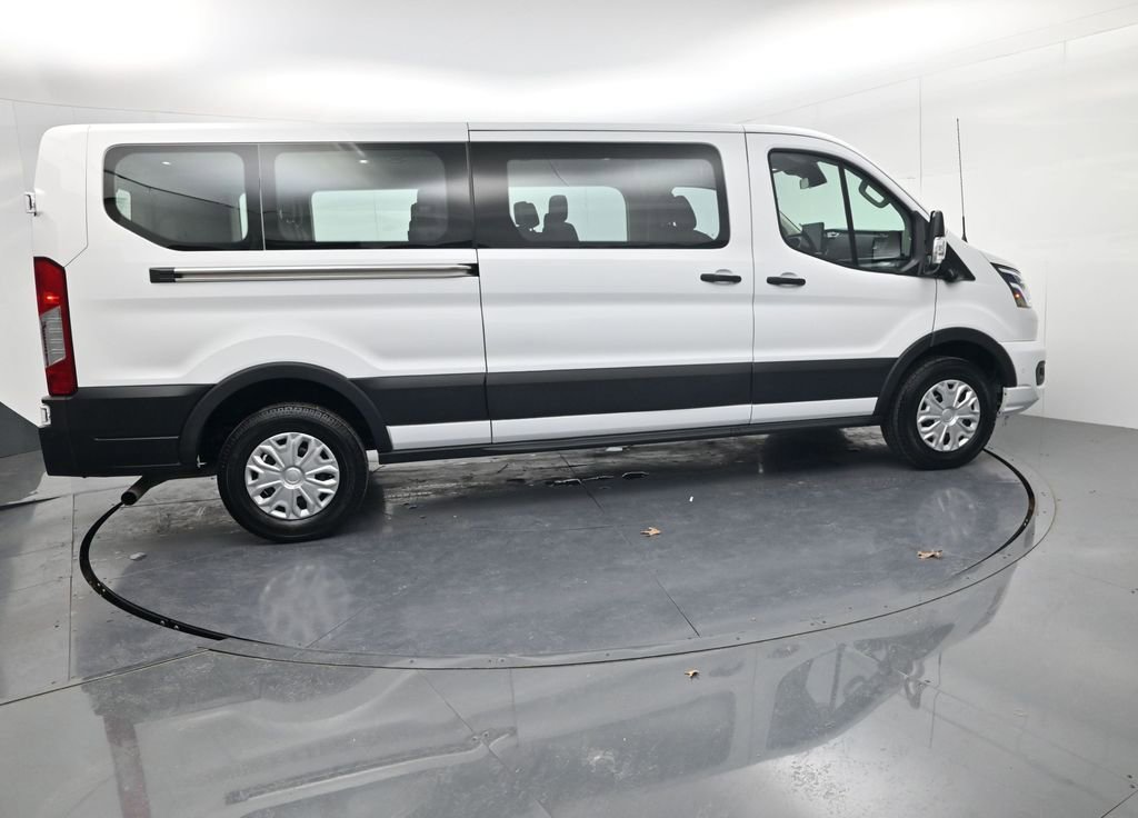 Used 2023 Ford Transit 350 XLT image 8