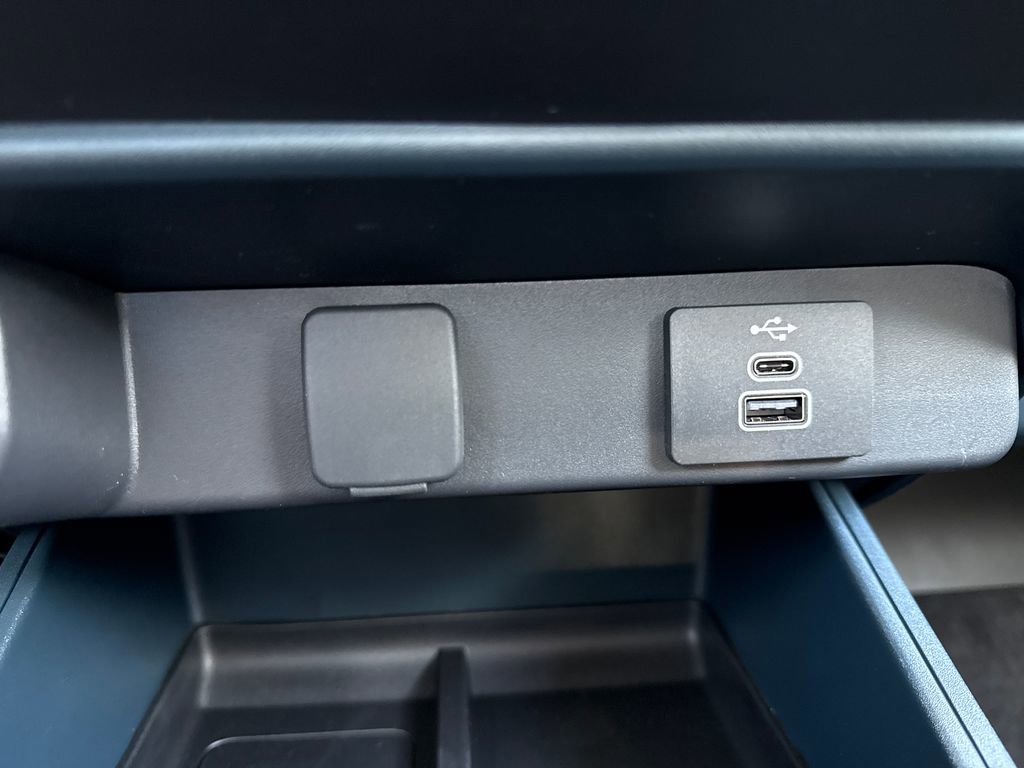 New 2026 Ford Maverick Lariat w/ 4K Tow Package image 34