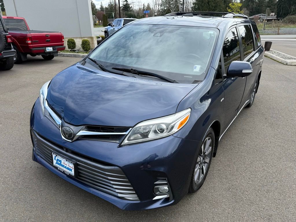 Used 2020 Toyota Sienna Limited Premium AWD/4WD image 9